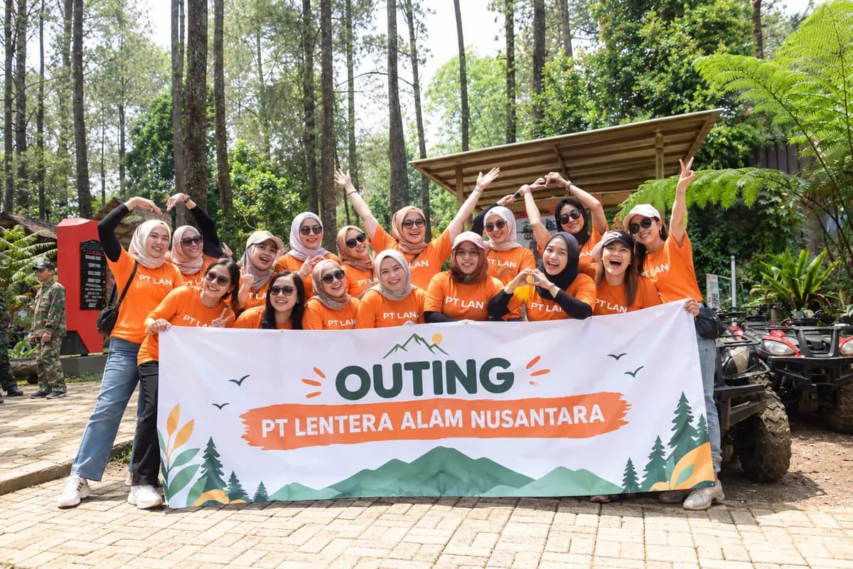 Tim Markas Walet saat outing bersama